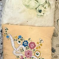 4 cuscini morbidi vintage