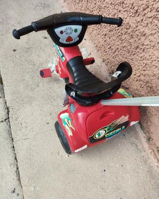 Triciclo Peg Perego Cucciolo rosso con maniglione