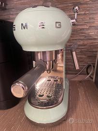 Macchina caffe’ Smeg