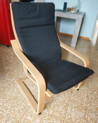 Poltrona POÄNG  rovere bianco/knisa nero