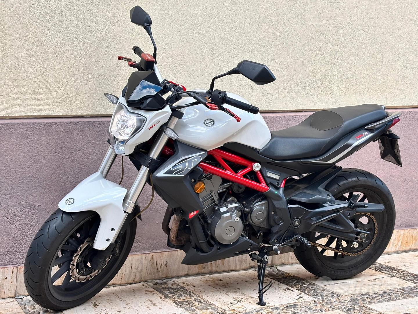 Benelli 302 R 2015 Moto e Scooter In vendita a Palermo