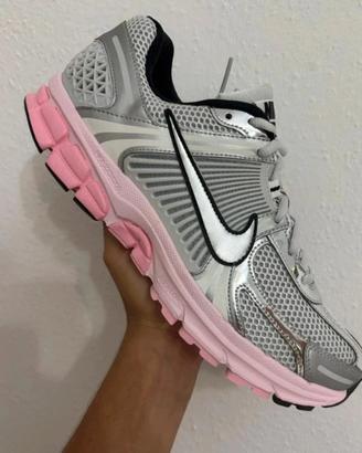 Nike Zoom Vomero5 WMNS EU40
