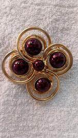 Bozart spilla vintage a forma di rosone dorata