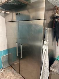 Congelatore a parete