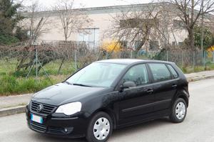 VOLKSWAGEN POLO IV 1.2 benzina - SI NEOPATENTATI