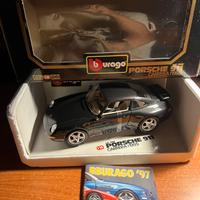 Porsche 911 Carrera 1/18 Bburago