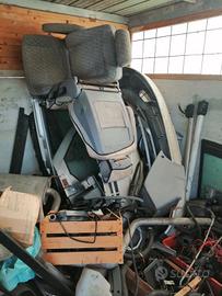 Mercedes V 220 - V 230 pezzi di ricambio 