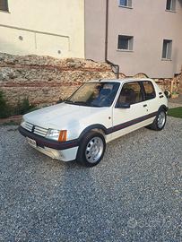Peugeot 205 GTI 1.9
