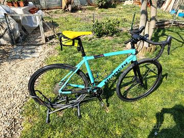 gravel bianchi allroad via Nirone 7