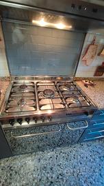 Cucina a gas  5 FUOCHI