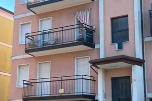 Bilocale al piano rialzato