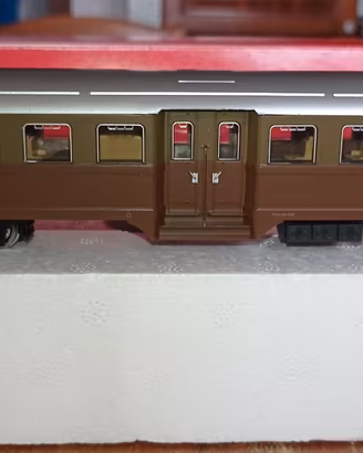 Rivarossi HR 4005 carrozza Corbellini carrelli 