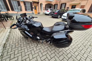 Kawasaki GTR 1400-2009