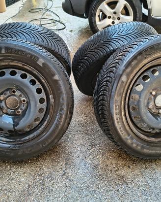 Cerchi ferro 15" + antineve 195/65 r15