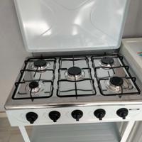 Cucina gpl 5 fuochi nuova
