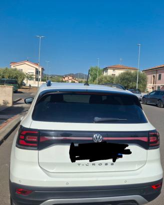 T-cross Advanced 1.6 TDI Diesel 95cv interni neri