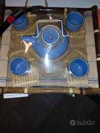 teiera con tazze