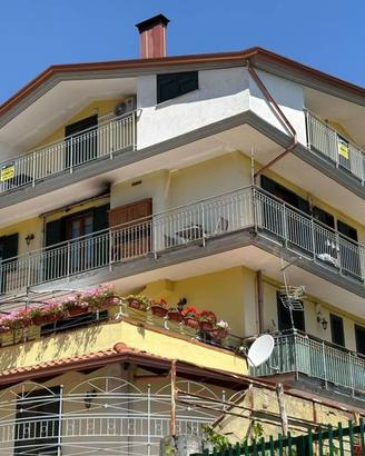 Appartamento di 118 m² con 3 locali e box auto a M