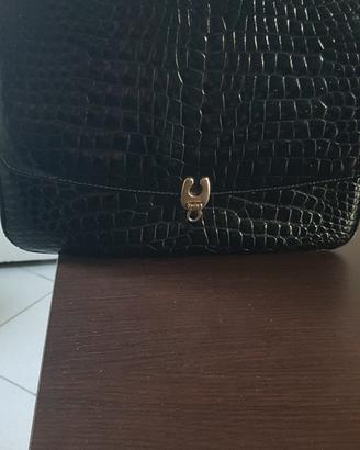 BORSA IN VERNICE NERA 