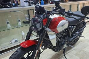 Ducati scrambler 800