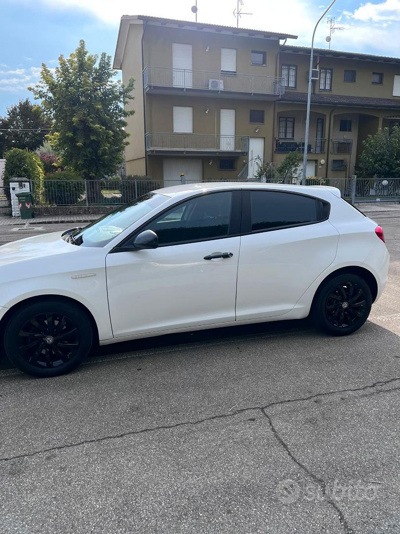 Alfa Romeo Giulietta 2018 photo 4