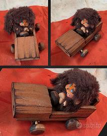 moncicci originale vintage con macchina,si sped.