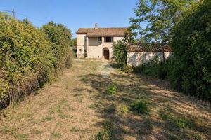 CASA INDIPENDENTE A MOSCIANO SANT'ANGELO