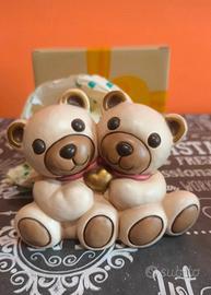 THUN: Coppia di Orsetti Abbracciati con Cuore