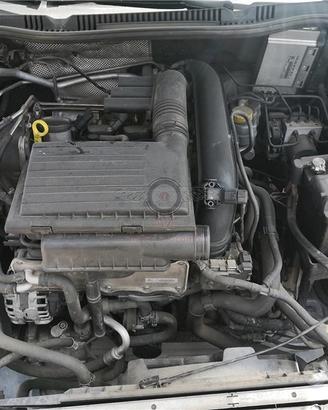 Volkswagen polo 2015 - cjz