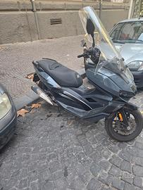 Scooter Brera 300