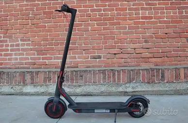 Monopattino Xiaomi M365 pro come nuovi