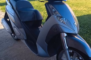 Peugeot geopolis 250
