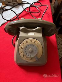 Telefono fisso d’epoca