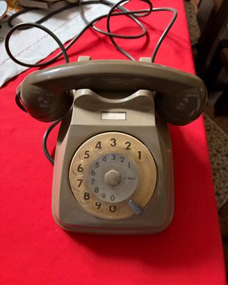Telefono fisso d’epoca
