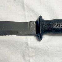 Coltello da sub con fondina cosciale Cressi-sub