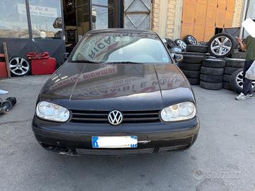 Ricambi Volkswagen Golf 4 1.9 TDI 90cv del 2001