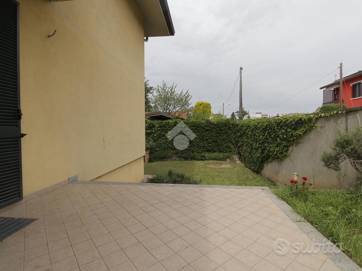 3 LOCALI A CERRO MAGGIORE - Vista 4