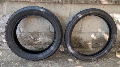 Metzeler Karoo Street 90/90-21 e 150/70-18