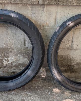 Metzeler Karoo Street 90/90-21 e 150/70-18