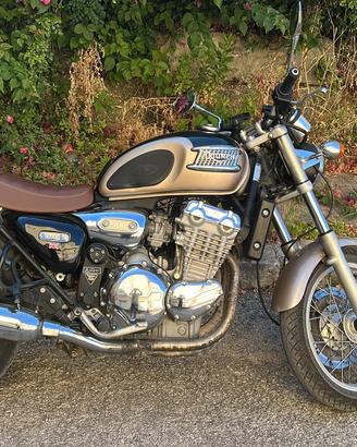 Triumph Thunderbird 900