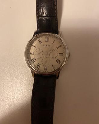 🕰️ Orologio GUESS Elegante con numeri romani