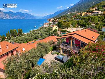 Villa di 259 m² con 3 locali e box auto a Brenzone