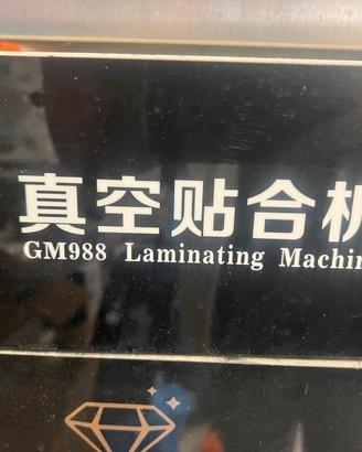 Macchina laminatrice per rigenerazione lcd