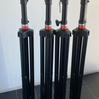 set di 4 treppiedi GBC per casse