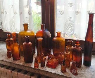 Vecchie Bottiglie farmaceutiche