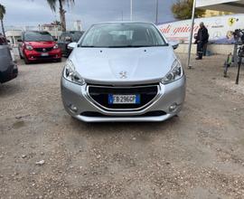 Peugeot 208 BlueHDi 75 5 porte Allure
