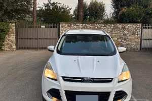 Ford Kuga poco usata