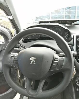 Volante PEUGEOT 208 del 2016