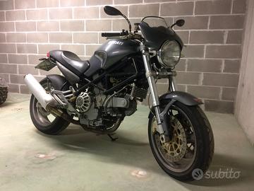 DUCATI MONSTER 900