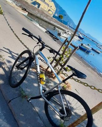 Bici Specialized Sirrus X3 tg M